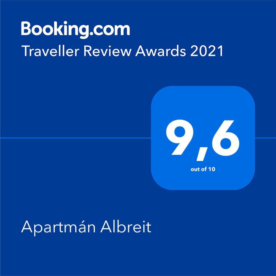 Apartman Albreit 亚希莫夫 外观 照片